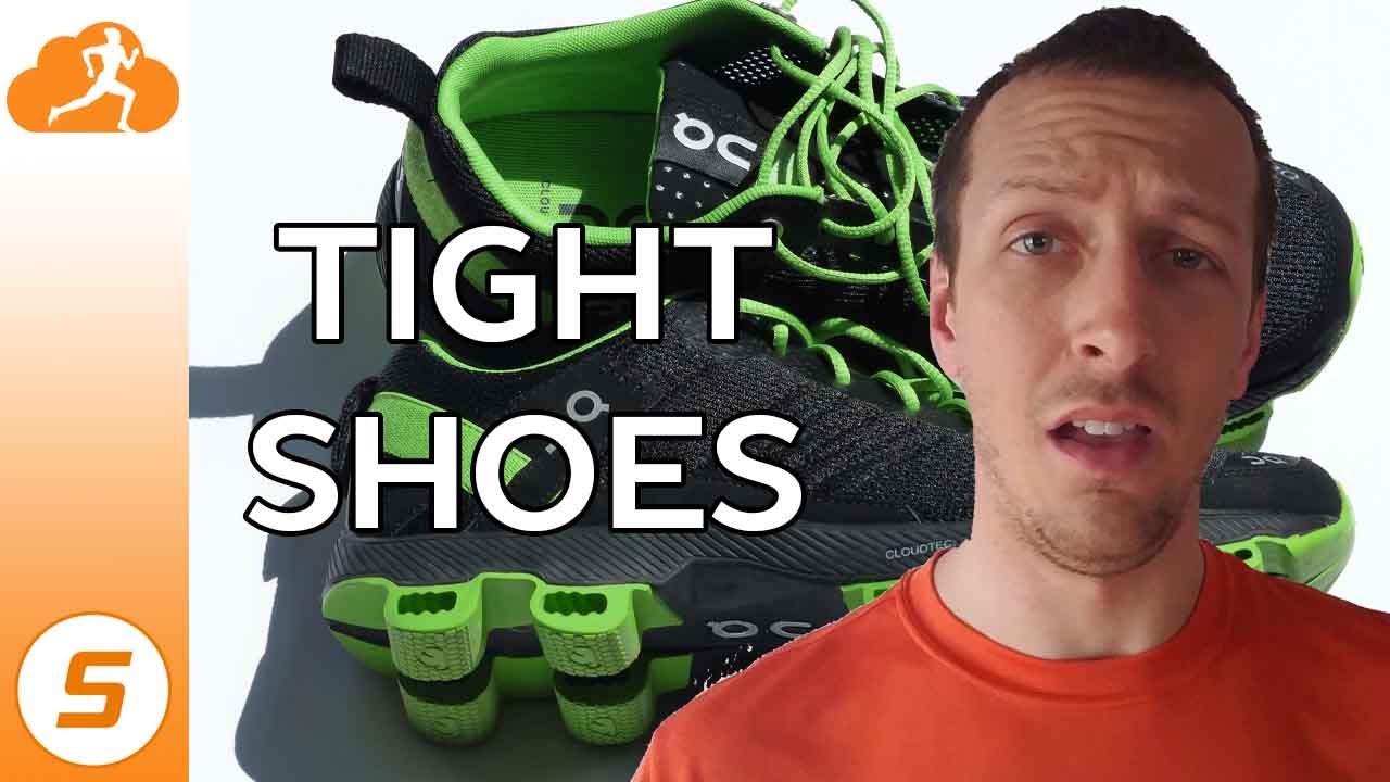 Should running shoes be tight or loose?